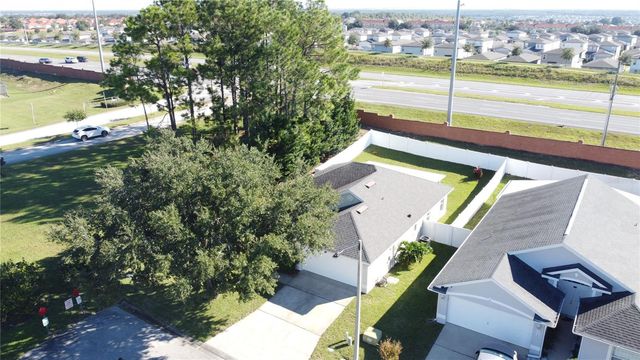 100 HALSTEAD DR, Davenport, FL 33897