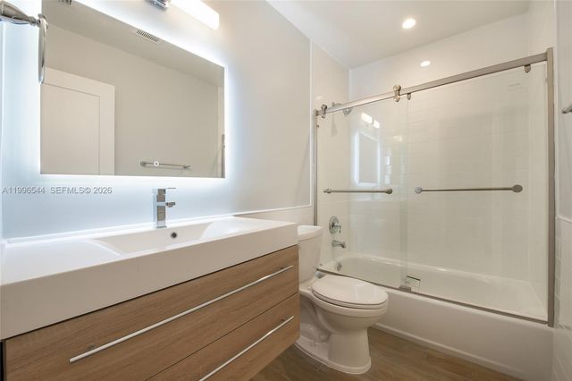 7426 SW 106th Pl, Miami, FL 33173