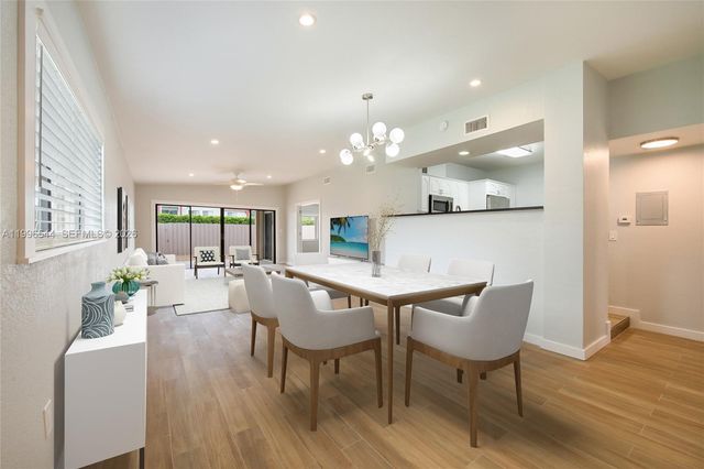 7426 SW 106th Pl, Miami, FL 33173