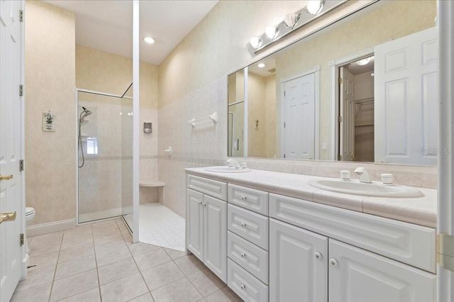 305 MOTORCOACH DRIVE S, Polk City, FL 33868