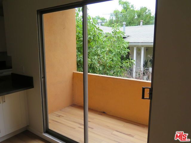 1022 N Croft Avenue 5, Los Angeles, CA 90069