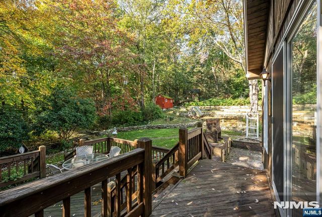 13 Holiday Lane, West Milford, NJ 07480