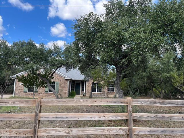 205 Homestead RD, Kyle, TX 78640