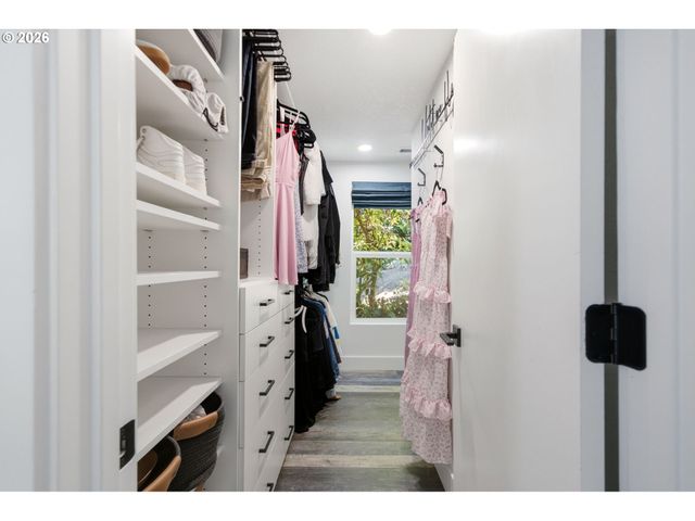 3810 Sw GROVER St, Portland, OR 97221