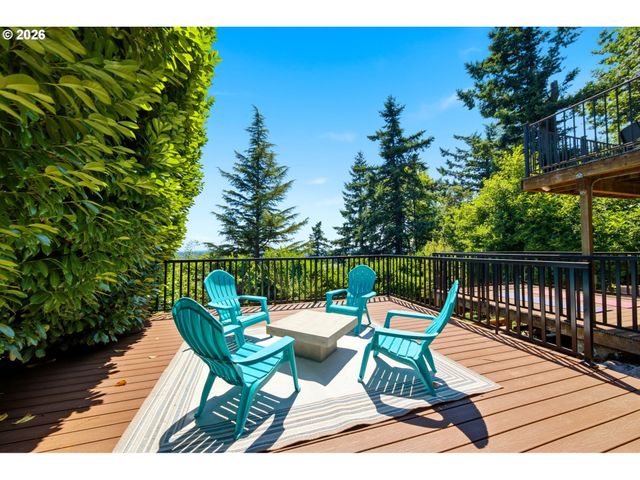 3810 Sw GROVER St, Portland, OR 97221