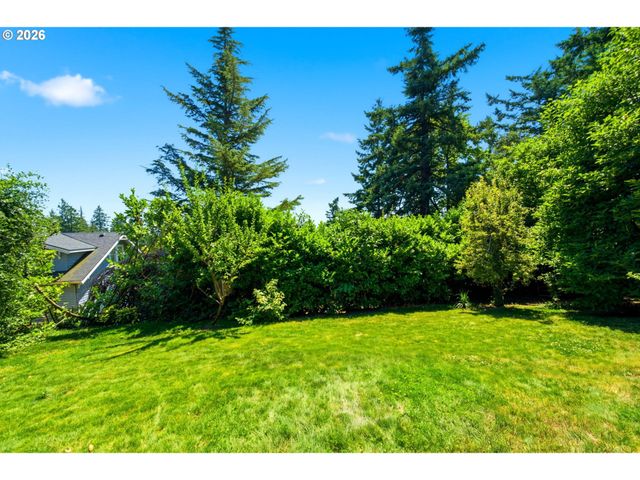 3810 Sw GROVER St, Portland, OR 97221