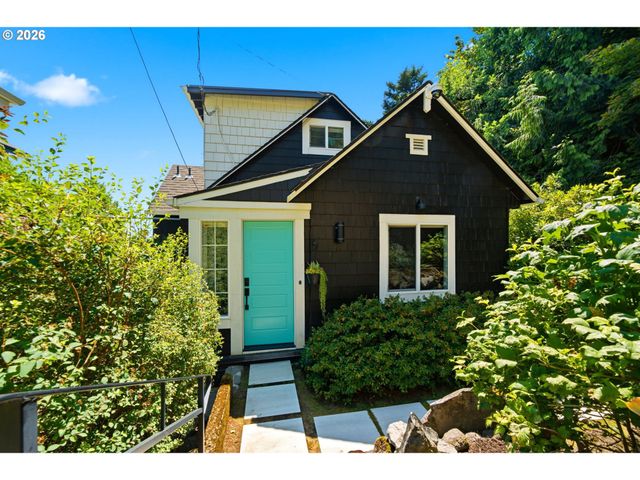 3810 Sw GROVER St, Portland, OR 97221