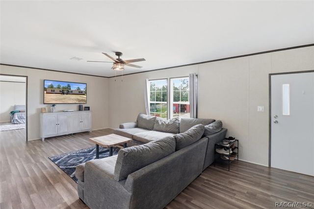 5606 W Amman Street, Dunnellon, FL 34433
