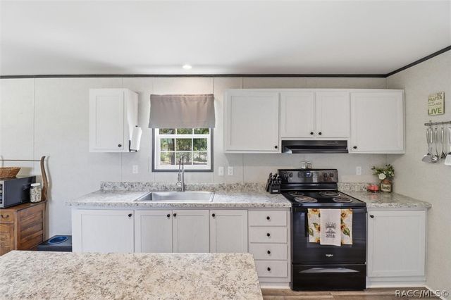 5606 W Amman Street, Dunnellon, FL 34433