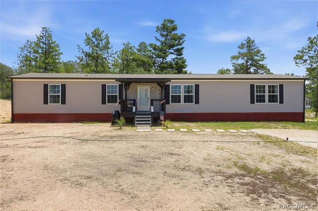 5606 W Amman Street, Dunnellon, FL 34433