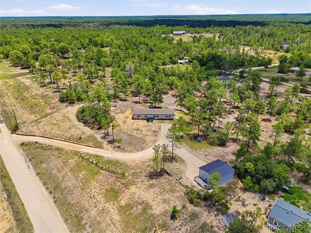 5606 W Amman Street, Dunnellon, FL 34433