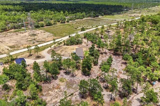 5606 W Amman Street, Dunnellon, FL 34433