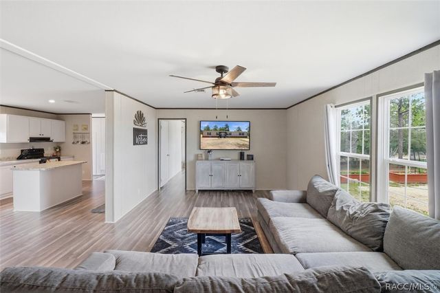 5606 W Amman Street, Dunnellon, FL 34433