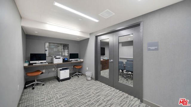 1755 Ocean Avenue 303, Santa Monica, CA 90401