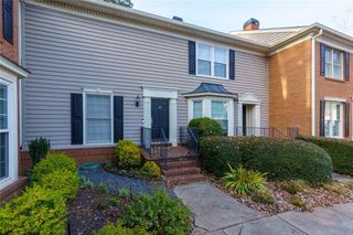 82 Mt Vernon Circle, Atlanta, GA 30338