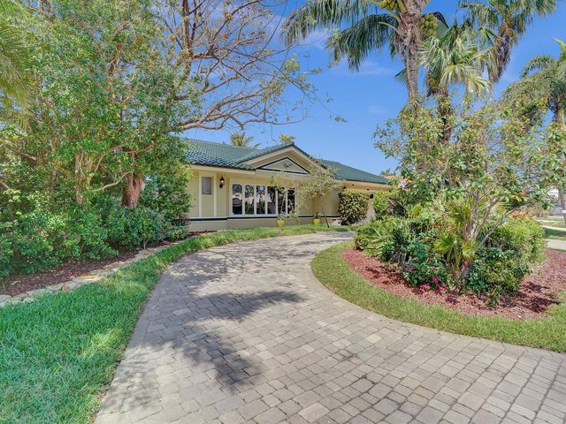 3811 NE 26th Avenue, Lighthouse Point, FL 33064