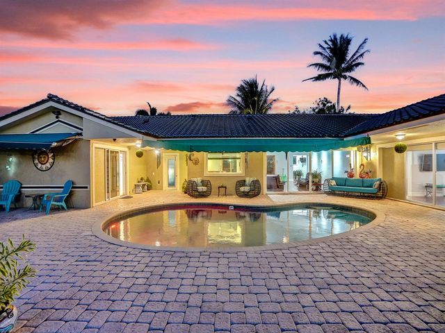 3811 NE 26th Avenue, Lighthouse Point, FL 33064