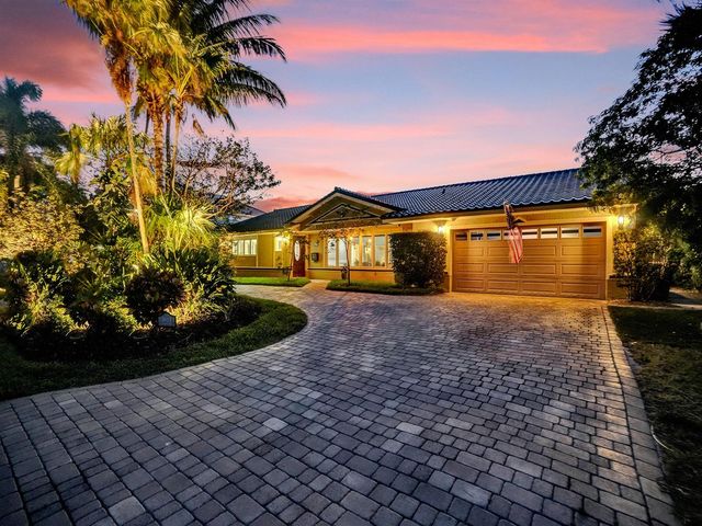 3811 NE 26th Avenue, Lighthouse Point, FL 33064