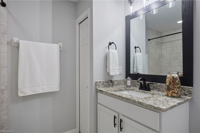 1710 NW 5th ST, Cape Coral, FL 33993