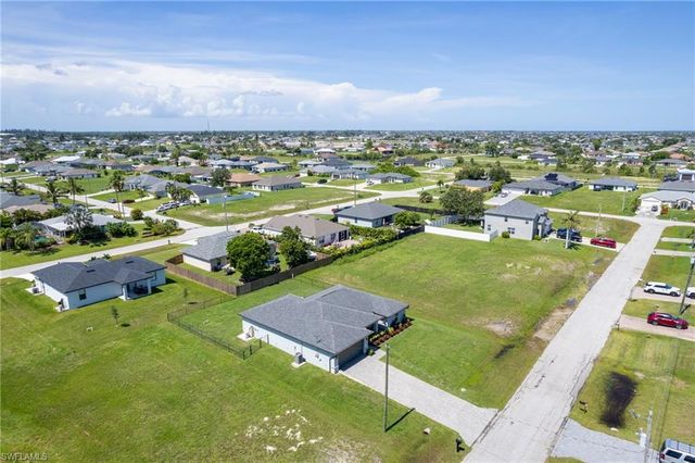 1710 NW 5th ST, Cape Coral, FL 33993