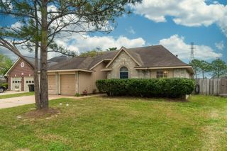 5306 Acorn Court Court, League City, TX 77573