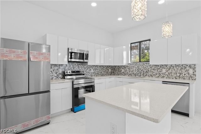 2020 Tropicana PKWY W, Cape Coral, FL 33993