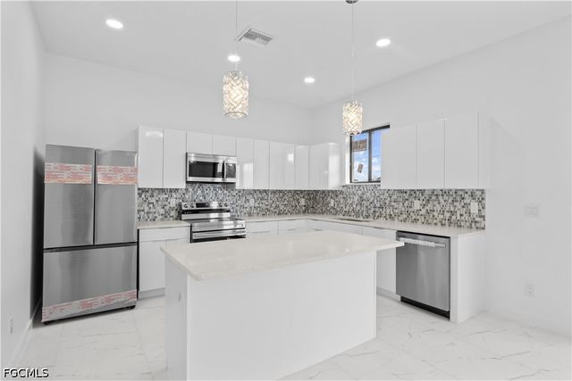 2020 Tropicana PKWY W, Cape Coral, FL 33993