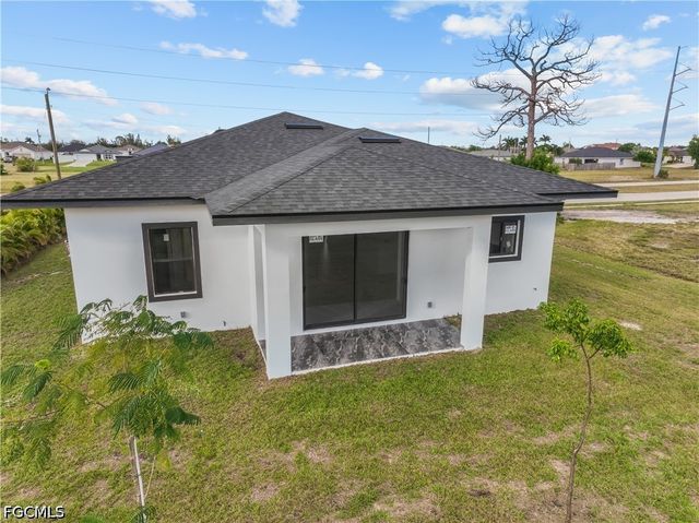 2020 Tropicana PKWY W, Cape Coral, FL 33993