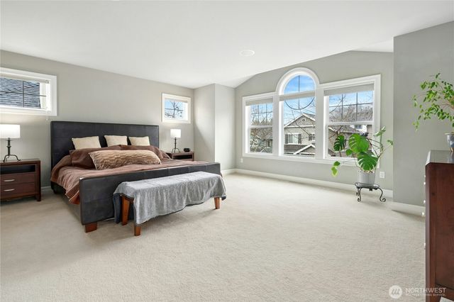 2411 30th Avenue NE, Issaquah, WA 98029