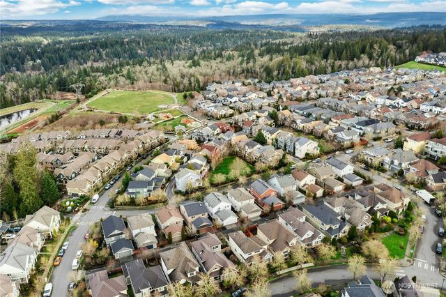 2411 30th Avenue NE, Issaquah, WA 98029