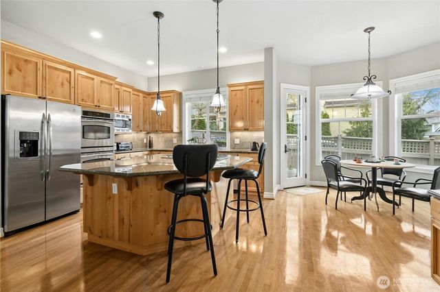 2411 30th Avenue NE, Issaquah, WA 98029