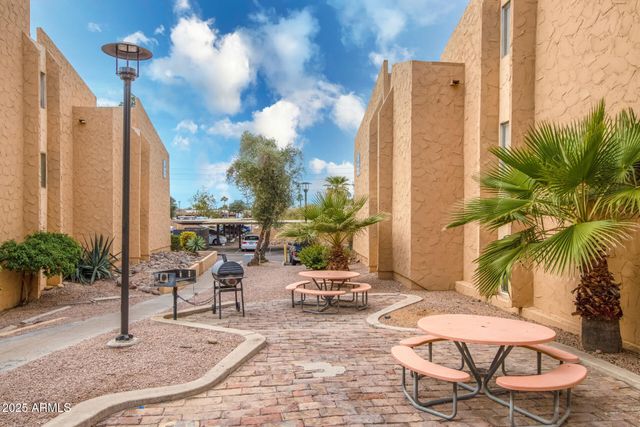 8055 E THOMAS Road M101, Scottsdale, AZ 85251