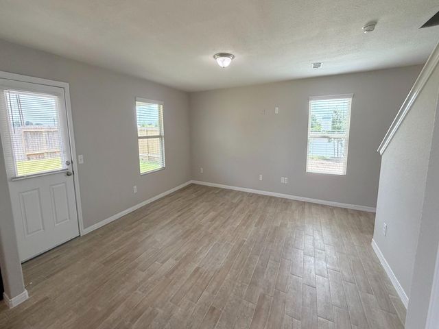 6831 Cortenridge Lane, Houston, TX 77048