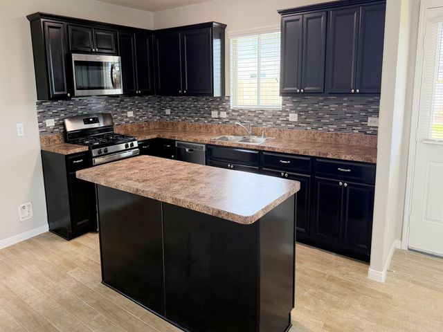 6831 Cortenridge Lane, Houston, TX 77048