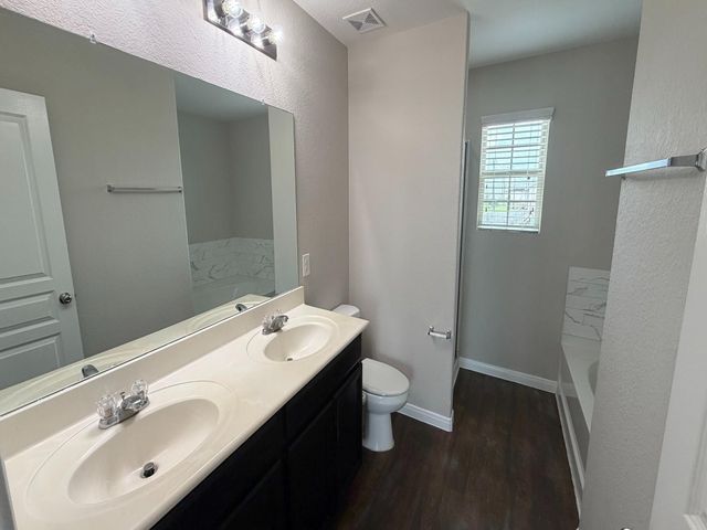 6831 Cortenridge Lane, Houston, TX 77048