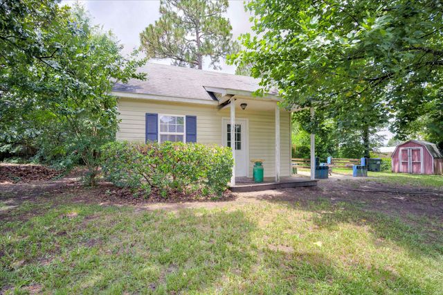 150 Avondale Lane, Warrenville, SC 29851