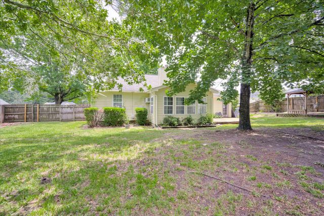 150 Avondale Lane, Warrenville, SC 29851