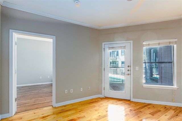 2502 Leon ST 305, Austin, TX 78705