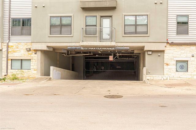 2502 Leon ST 305, Austin, TX 78705