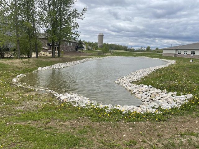 412 Emerald COURT, Kewaskum, WI 53040