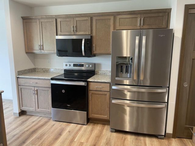 412 Emerald COURT, Kewaskum, WI 53040