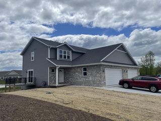 412 Emerald COURT, Kewaskum, WI 53040