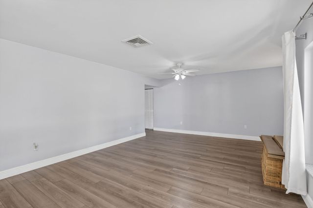 1761 NW 107th Avenue, Pembroke Pines, FL 33026
