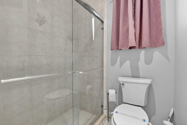 1761 NW 107th Avenue, Pembroke Pines, FL 33026