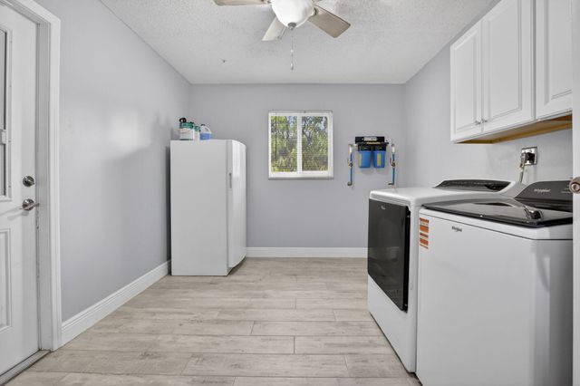 1761 NW 107th Avenue, Pembroke Pines, FL 33026