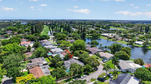 1761 NW 107th Avenue, Pembroke Pines, FL 33026