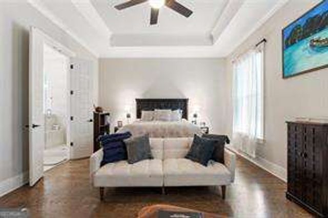 1909 Red Eagle Walk, Atlanta, GA 30318
