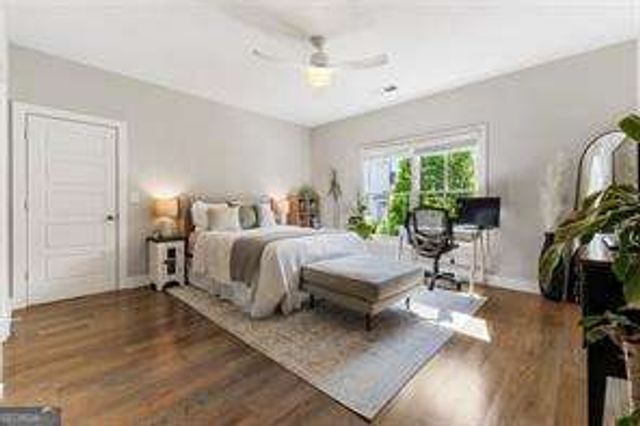 1909 Red Eagle Walk, Atlanta, GA 30318