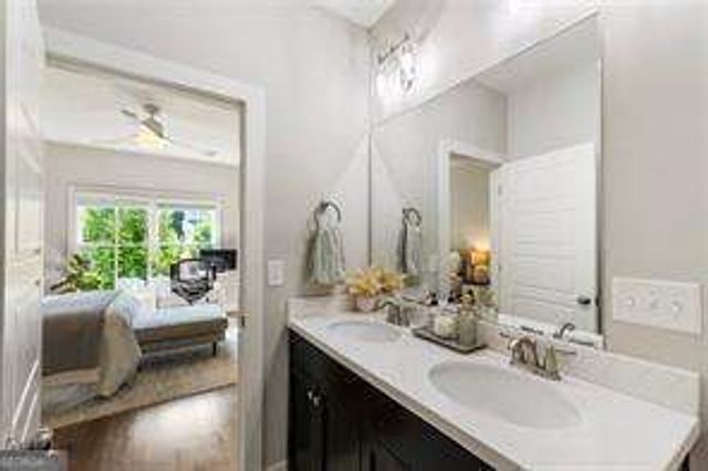 1909 Red Eagle Walk, Atlanta, GA 30318