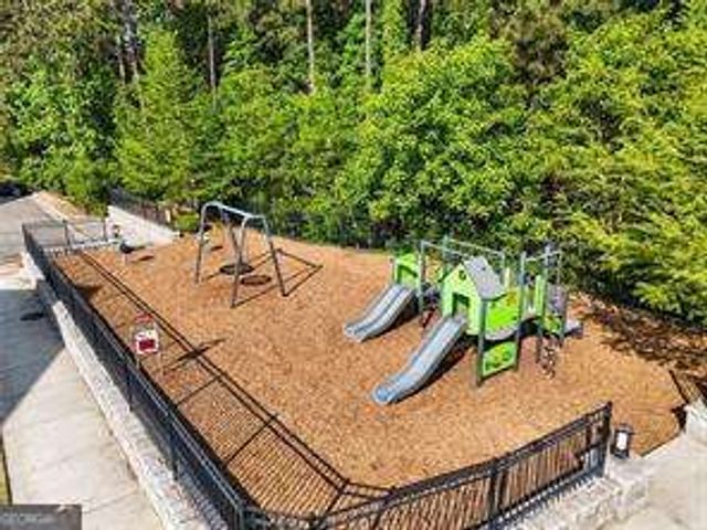 1909 Red Eagle Walk, Atlanta, GA 30318